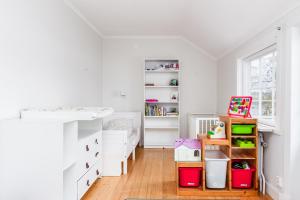 Central Lakefront Retreat