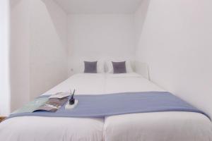 Cozy Living 2BR Apartment at Casa de Parco By Travelio