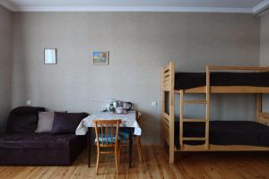 Family Hotel 7 Sisters