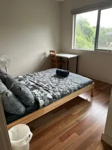 Room in Kew East - Templestowe