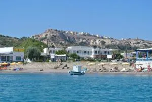 剪辑酒店 - 卡利诺岛