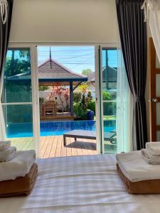 Charming Villa at Layan