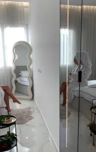 Home DeLuis - Grabovë e Tyrk