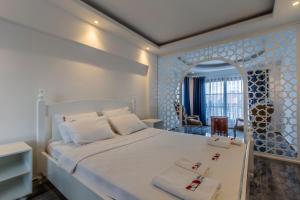 Red Premıum Avangarde Şık Mimari