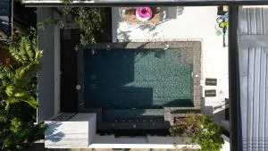 Nanapoolvilla - 讪柿