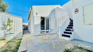 CasaÂncora - Sea View Rooftop - 1km Beach - Garden