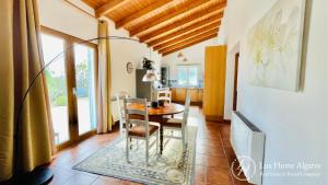 CasaÂncora - Sea View Rooftop - 1km Beach - Garden