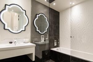 Hotels Le Narcisse Blanc : photos des chambres