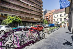 Basilica Downtown AC & Metro in Top Location