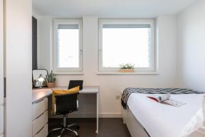 For Students Only Vogue Studios in Brighton