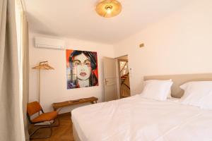 B&B / Chambres d'hotes B&B Hugo Puisserguier : photos des chambres
