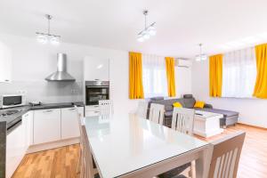 Dragan K2 - A1 first floor - MPolo