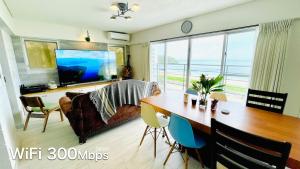 Beach Front House - Ocean & Sunset View - Piano