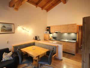 Apartment Piz Mundin by Interhome