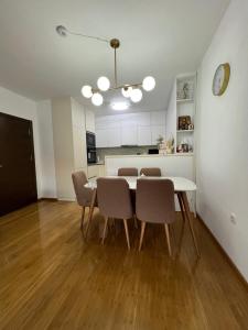 Downtown Apartment