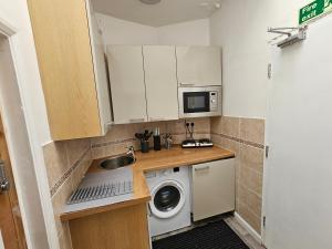 City Centre Studio - Easy Transport Links