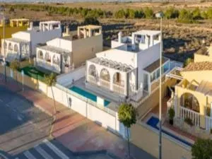 Villa La Vita e Bella with Private Pool BBQ - Avileses