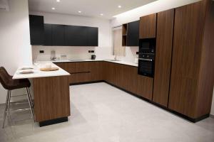 Flat 2, stay close to Countryside & Beaches