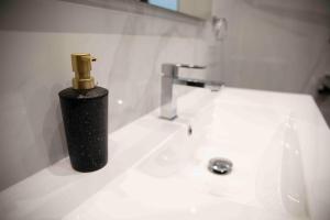 Flat 2, stay close to Countryside & Beaches