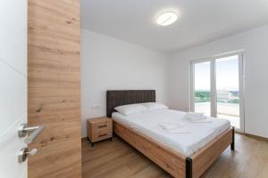 Deluxe Apartment Rita 10