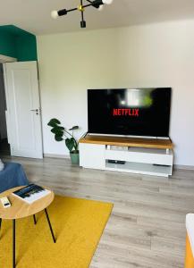 Ultracentral cozy art apartment