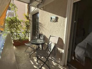 2 Bedrooms Apartment Center of Athens 4 min Subway