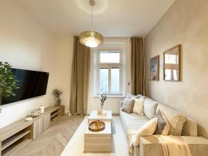 Rentero Golden Wabi-Sabi Apartment, Prague