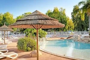 乐斯卡斯特尔斯酒店 - 卡伦扎纳