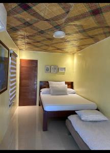 KEHLANI Vacation Farmhouse