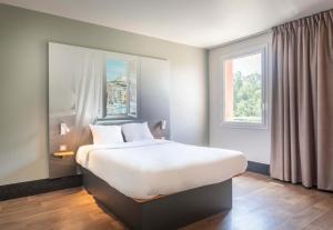 Hotels B&B HOTEL Marseille Aeroport Saint-Victoret : photos des chambres