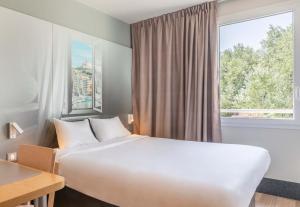 Hotels B&B HOTEL Marseille Aeroport Saint-Victoret : photos des chambres