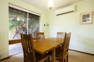 Well equipped 3BR Home with Backyard and Patio