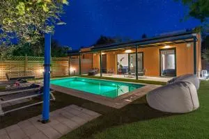 Galene Eco Luxury Villas - Áyios Pandeleḯmon