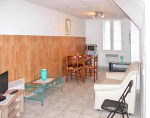 Appartement charmant à Néris-les-Bains - 30 m² - Jardin privé