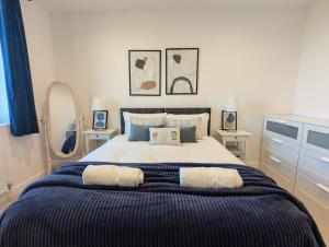 Hale Elite Apartment - 20 Min from Central London