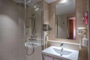 瑞切里奥贝斯特韦斯特酒店 - 里摩日