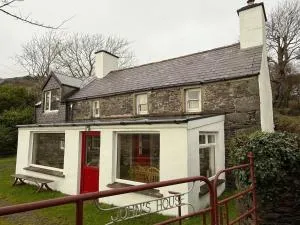 John's House - Caherdaniel - Gortnaknilly
