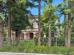 White House B&B - Marore