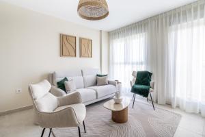 AR11 Stylish flat in perfect location