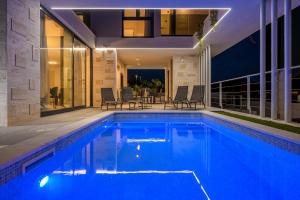 New ! Luxury Villa - RoMa 1 and 2 with two heated pool