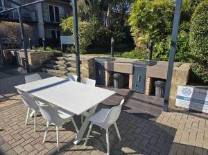 Waterside Studio Apartment City Centre