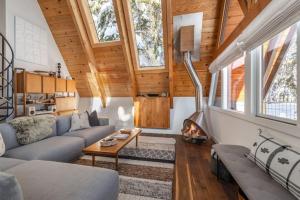 Mountain Modern The Tahoe A-Frame w Private Pier