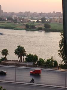 شقة فندقية بكورنيش المعادي ومستشفى السلام الدولي وجنين