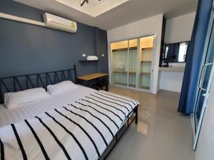 เดอะไวด์ มอเกษตรสกลนคร