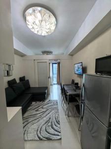 Athalias Pad at Sea Residences