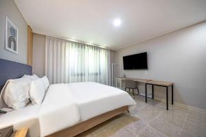 Brown Dot Hotel Angang