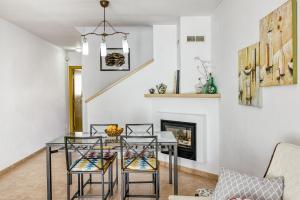 Villa Romaní, con piscina