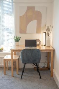 Richmond Retreat - Luxurious and comfortable spacious 2 floor apartment