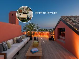 VACATION MARBELLA I The Signature Penthouse, Sea View, Sauna, Private Heated Jacuzzi, Cutting-edge Amenities