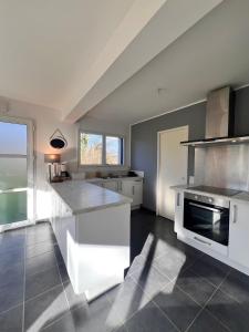 Maisons de vacances Maison moderne sur le port : photos des chambres